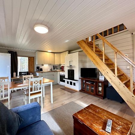 Hillside Cottage Ivalo Extérieur photo